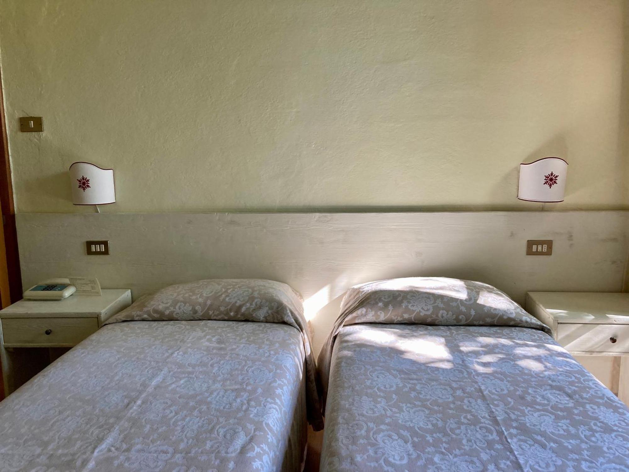 Hotel Regina アベトーネ エクステリア 写真